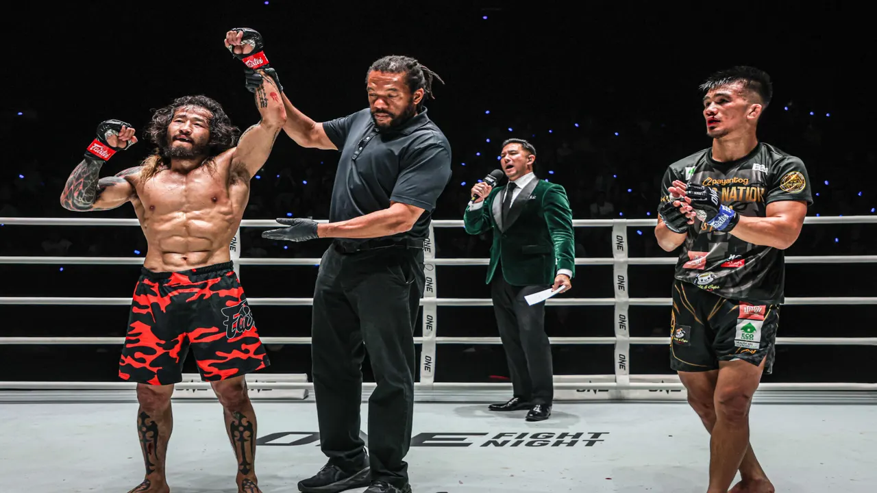 نتائج ONE Fight Night 29: إردوغان وزكيروف يحافظان على نظافة سجليهما؛ باتارخو وكيركزينسكا ورامبوليك يحققون انتصارات كبيرة